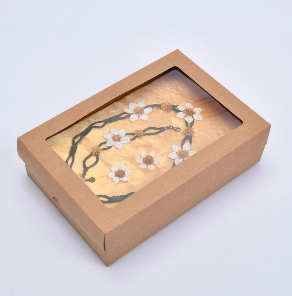 Anne Sevgisi Kolye Küpe Bileklik Takım