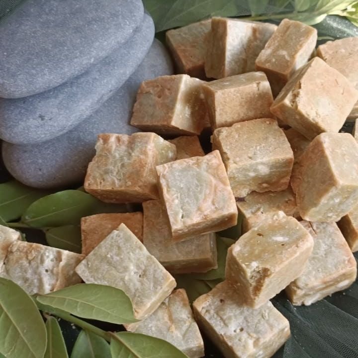 Defne Sabunu 1 Kg