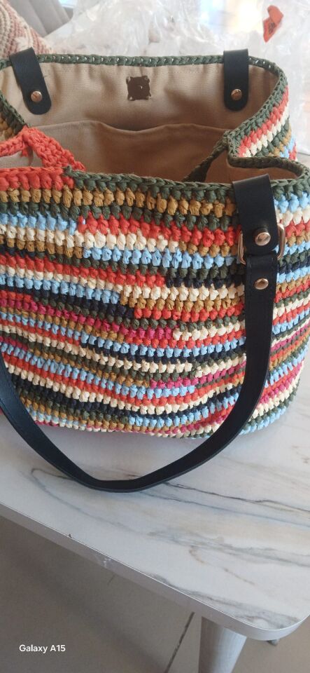 El Yapımı Şık Örgü Çanta 40