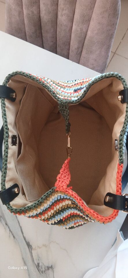 El Yapımı Şık Örgü Çanta 40